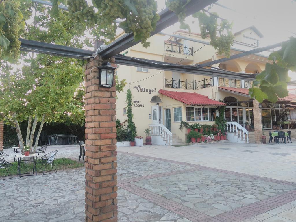 איגומניטסה The Village מראה חיצוני תמונה